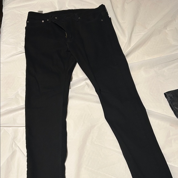 Black Denim Jeans By Levis - Picture 3 of 3